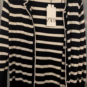 NWT Zara Navy and WhiteStriped Women's cardigan